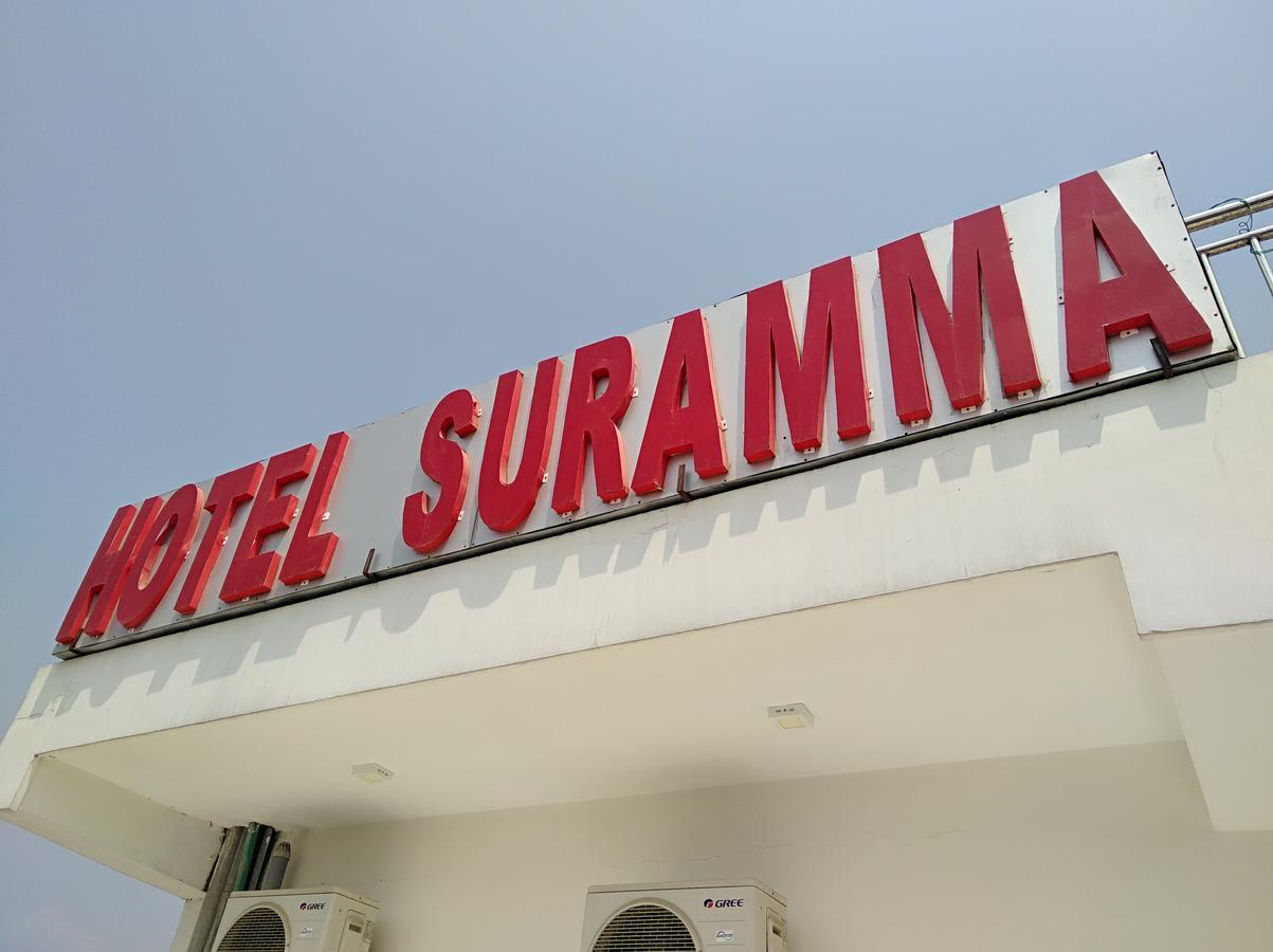רומינדיי Hotel Suramma מראה חיצוני תמונה